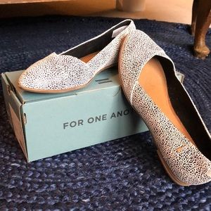 TOMS Julie Flats